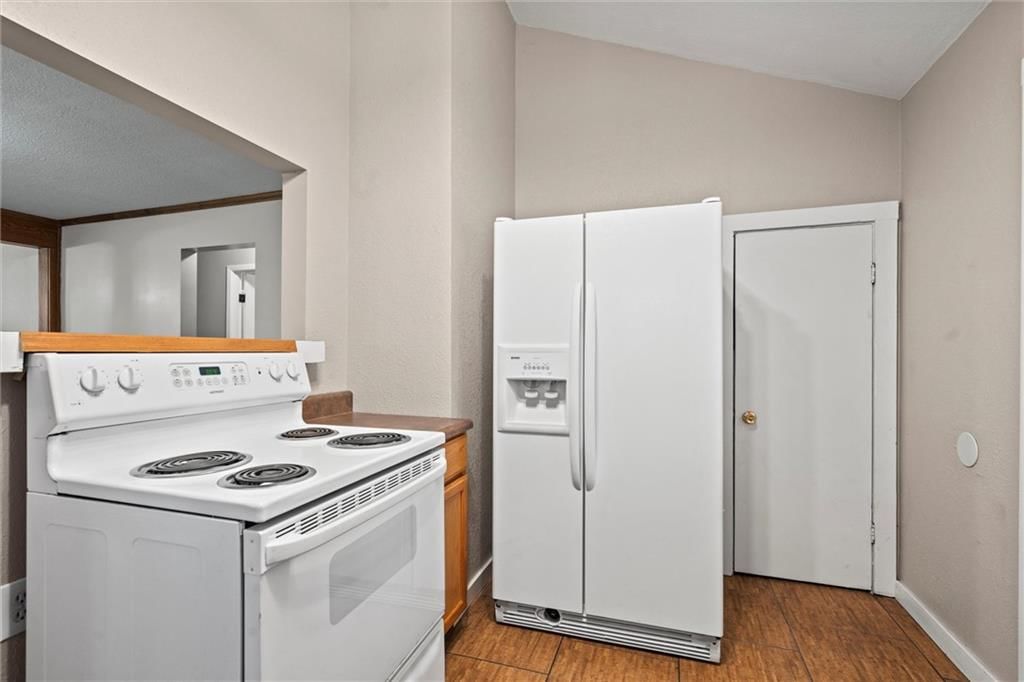 815 S Crysler Avenue — photo 17