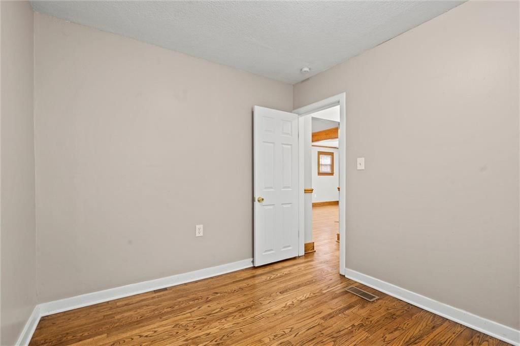 815 S Crysler Avenue — photo 24