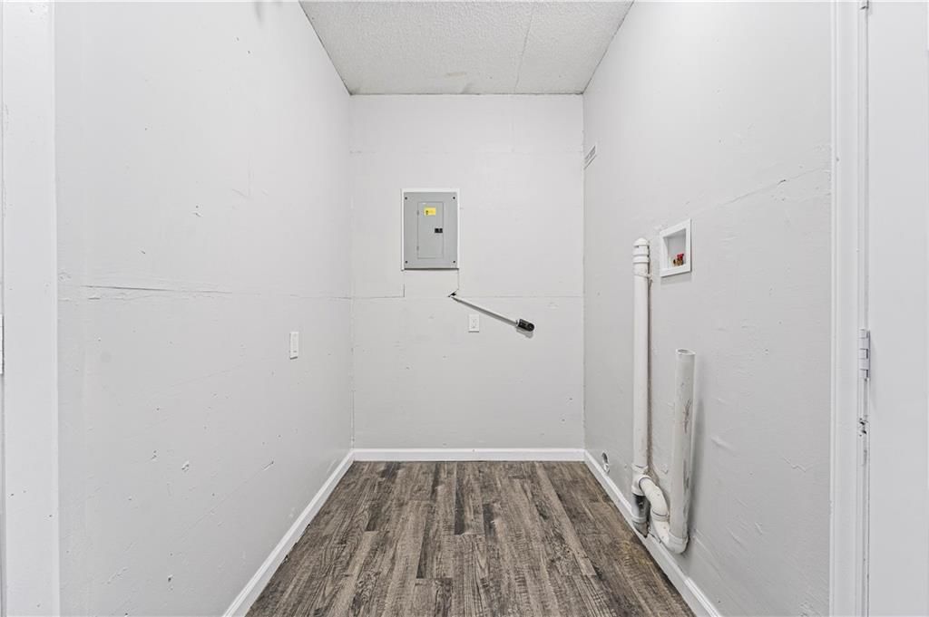 2714 Brookside Avenue — photo 9