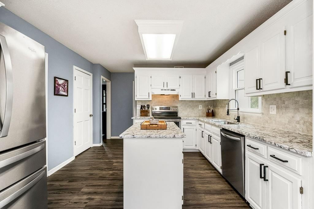 3775 SW Kimstin Circle — photo 11