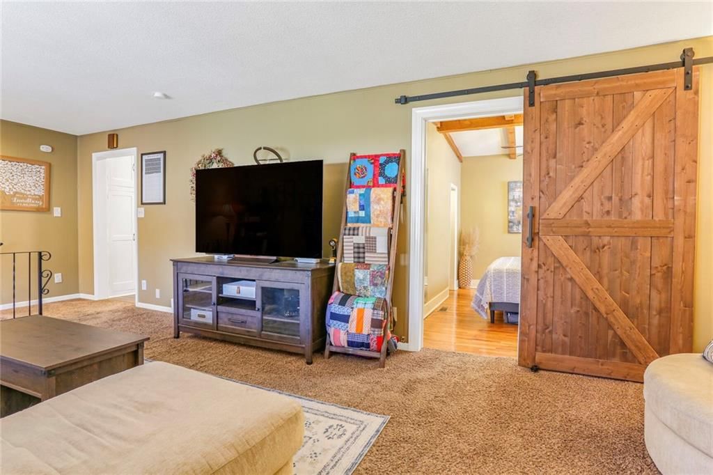 128 Clark Avenue — photo 14
