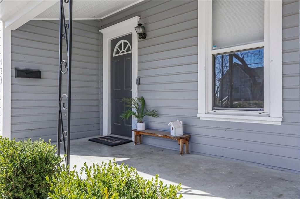 128 Clark Avenue — photo 3