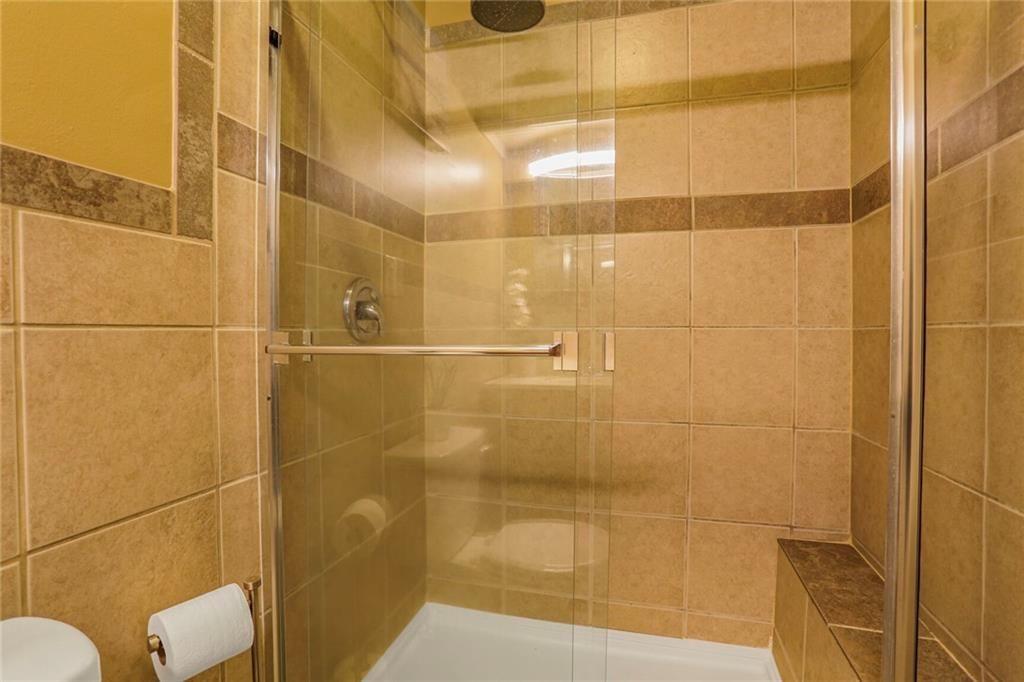 128 Clark Avenue — photo 22