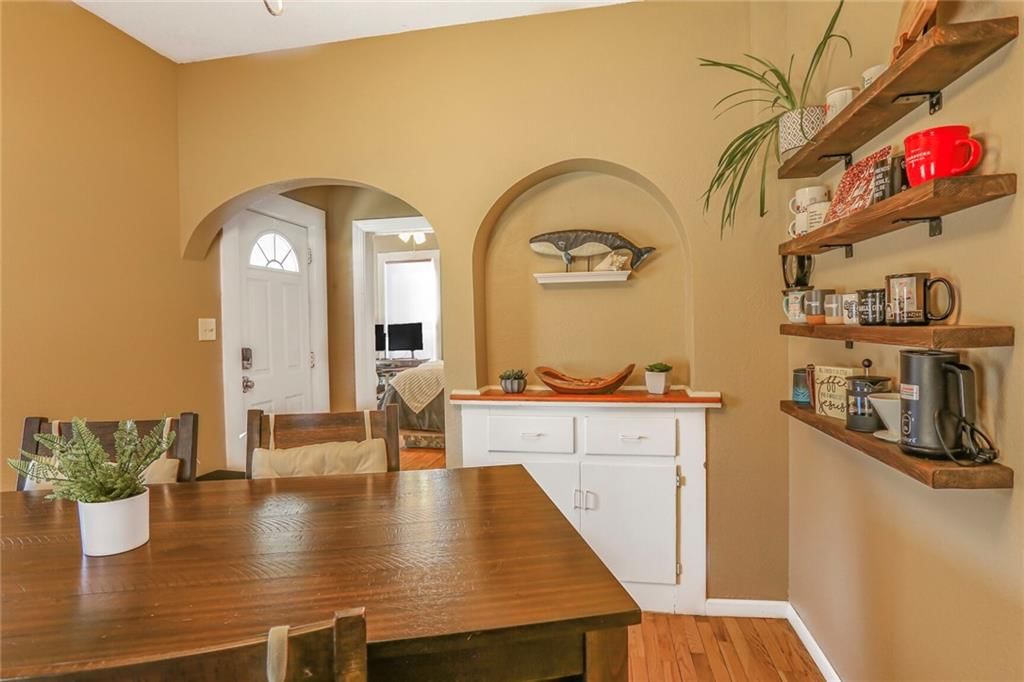 128 Clark Avenue — photo 6