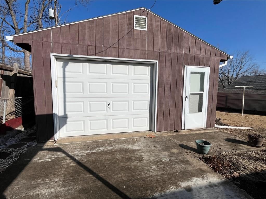 5110 Locust Avenue — photo 14