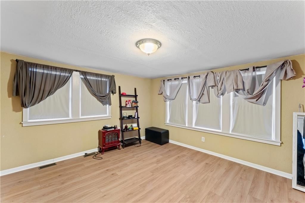 5304 Brooklyn Avenue — photo 13