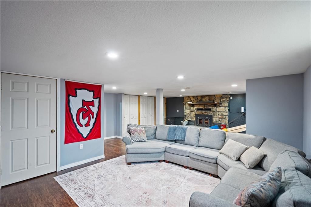 24005 Harper Road — photo 41