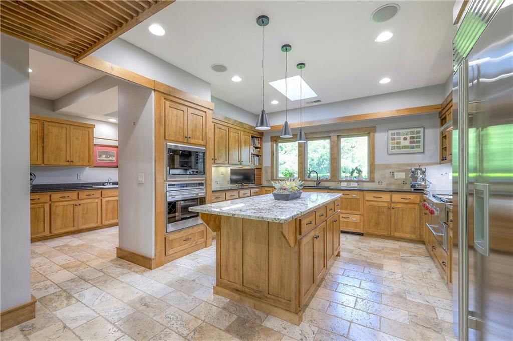 18402 W 64th Street — photo 12