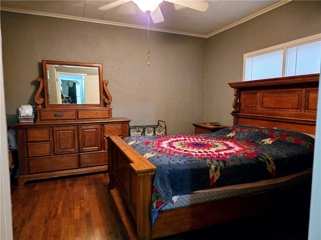 101 N Goodhall Street — photo 8