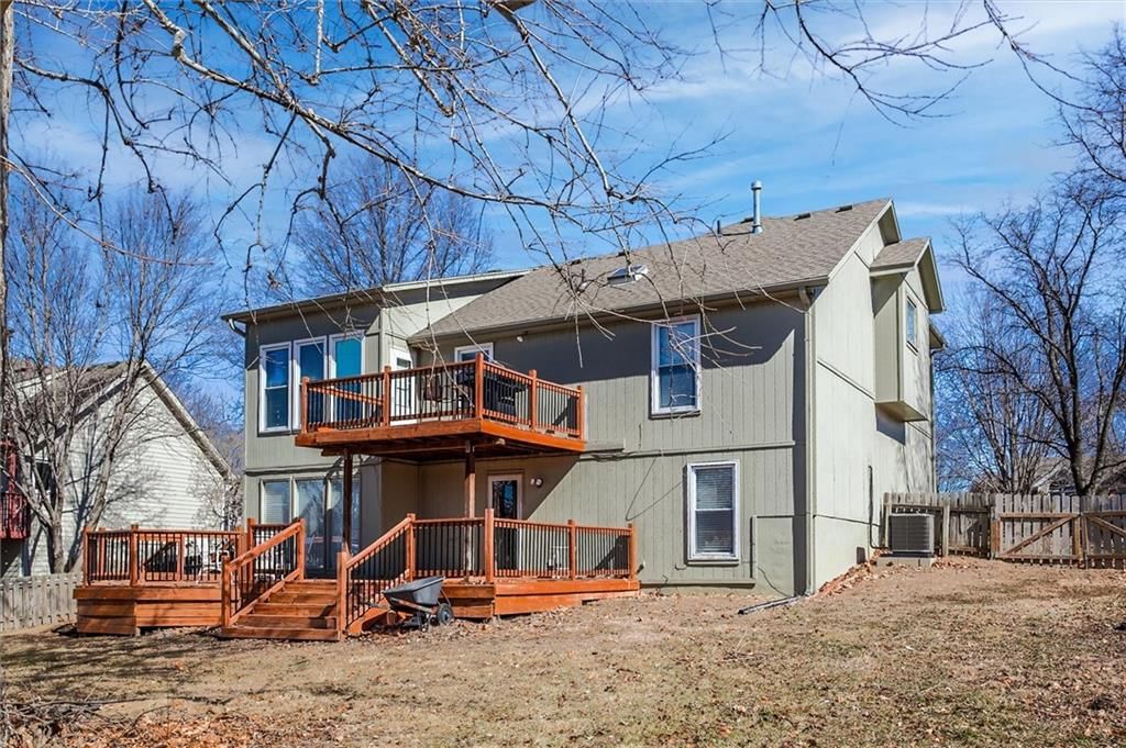 10018 N Highland Terrace — photo 30