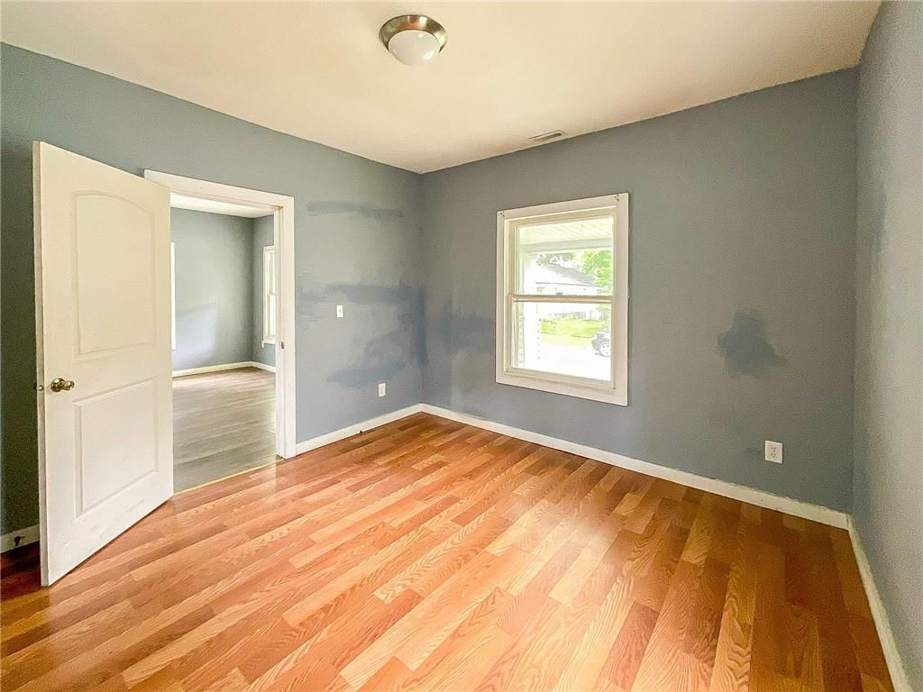 640 E 11th Street — photo 13