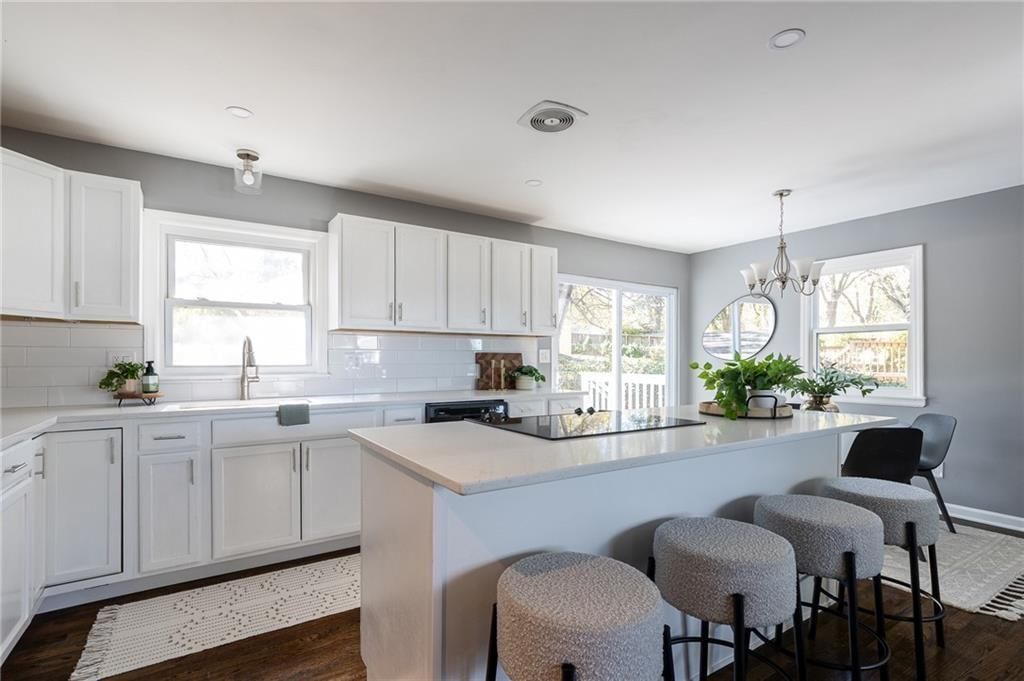 8413 E 85th Street — photo 33