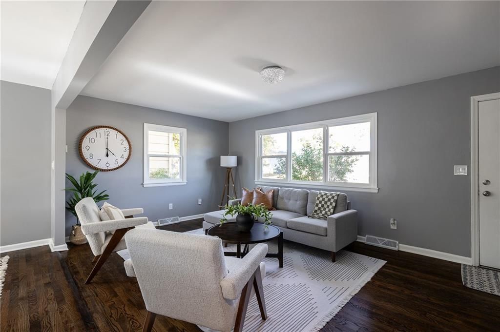 8413 E 85th Street — photo 35