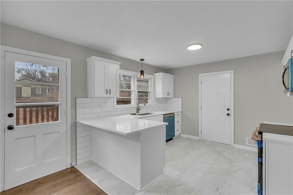4904 Red Bridge Road — photo 13