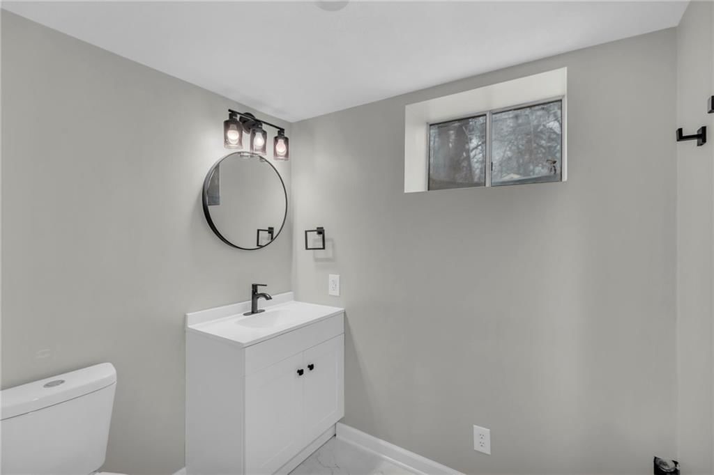 4904 Red Bridge Road — photo 32
