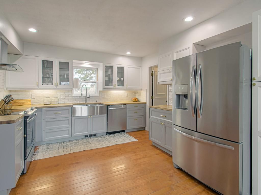11410 NE 136th Street — photo 13