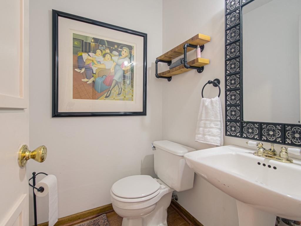11410 NE 136th Street — photo 29