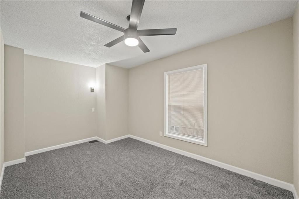 3339 Cypress Avenue — photo 12