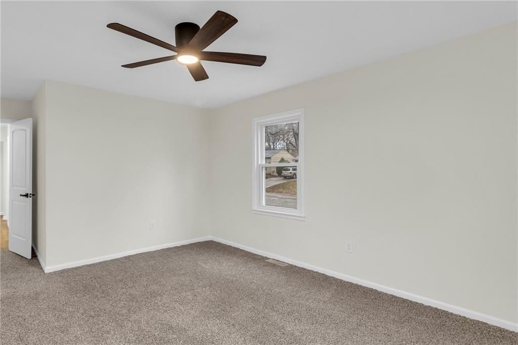 501 W 90th Terrace — photo 11