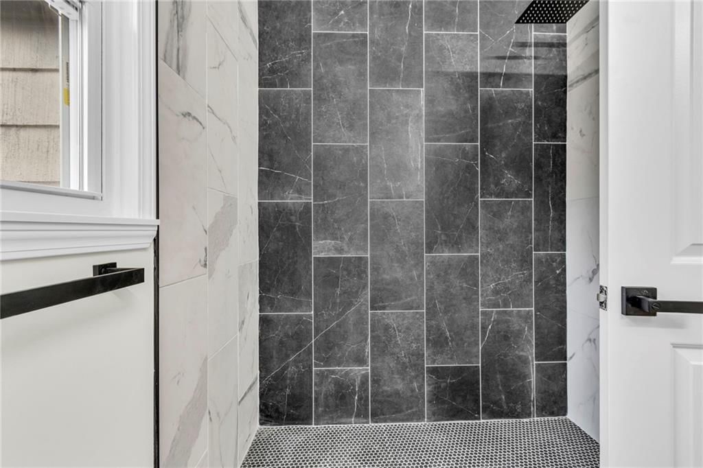 501 W 90th Terrace — photo 13