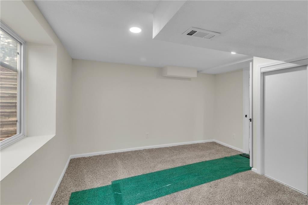 501 W 90th Terrace — photo 21