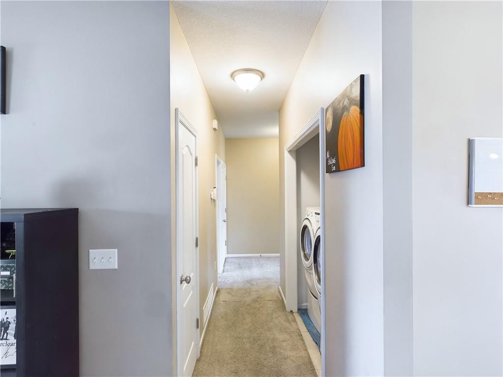 625 Roe Street — photo 12