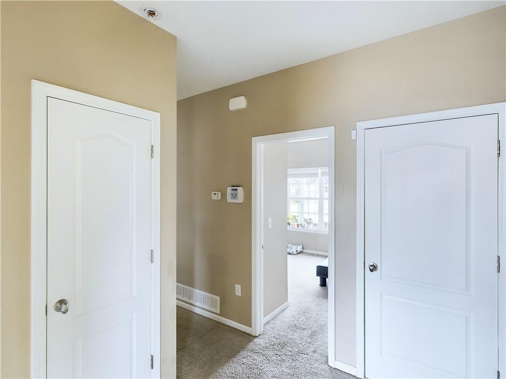 625 Roe Street — photo 14