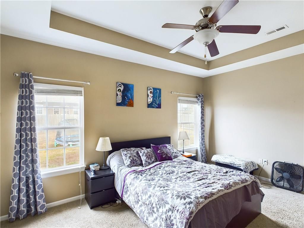 625 Roe Street — photo 20
