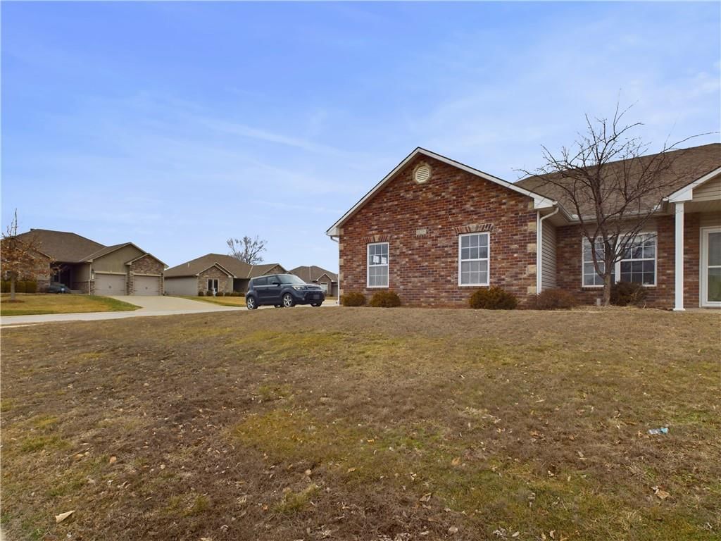 625 Roe Street — photo 3