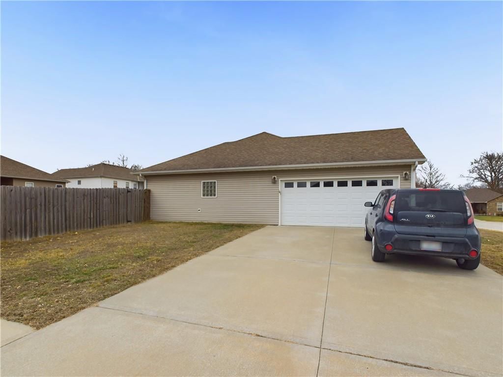 625 Roe Street — photo 4