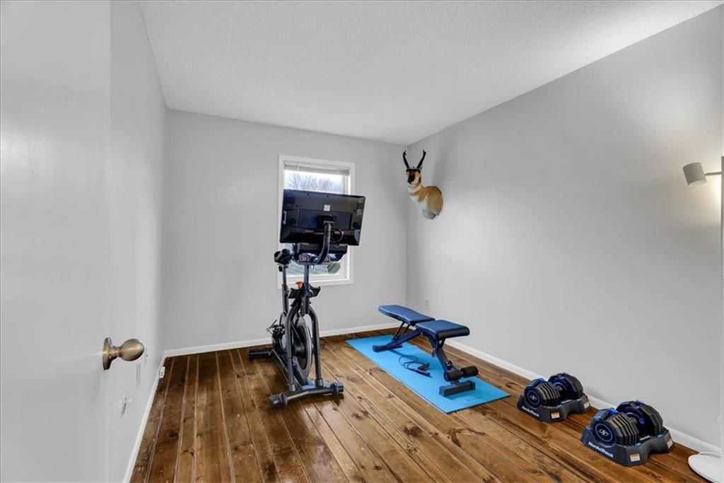 10577 Foster Street — photo 14