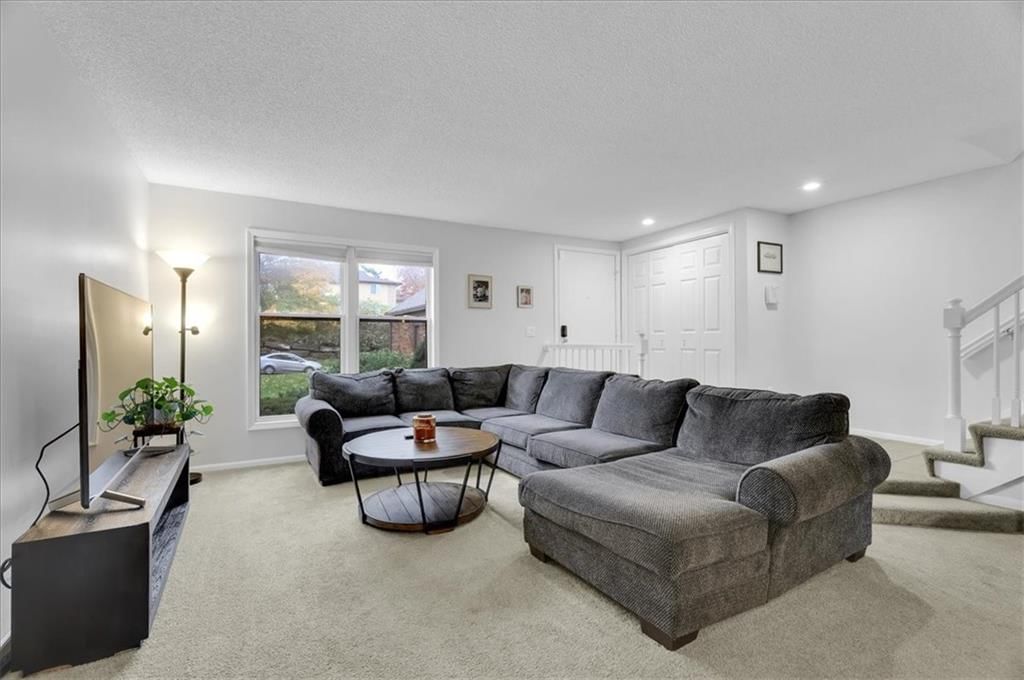 10577 Foster Street — photo 4