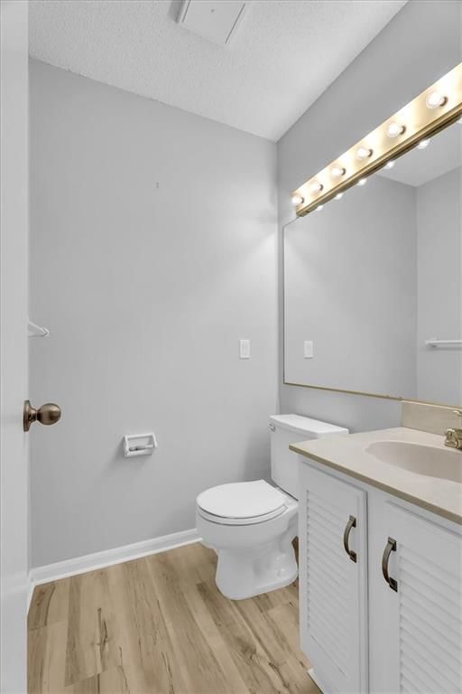 10577 Foster Street — photo 8