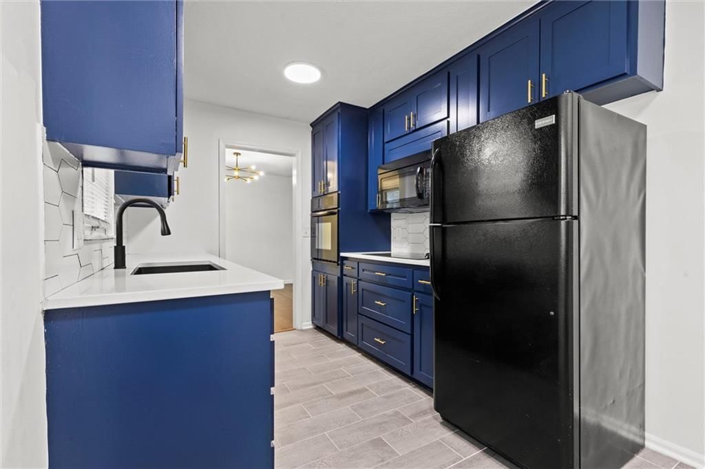 812 NE Coronado Avenue — photo 12