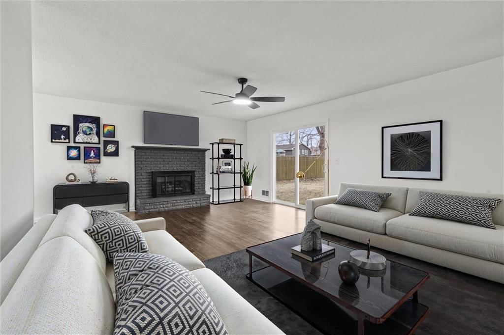 812 NE Coronado Avenue — photo 38