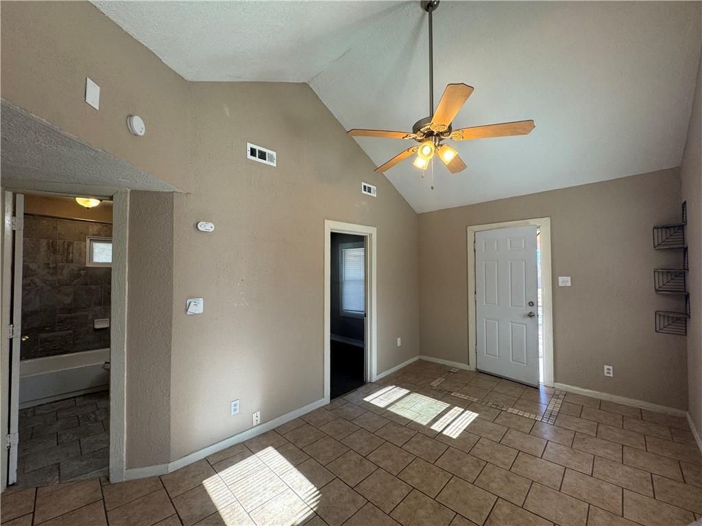 7430 Chestnut Avenue — photo 15
