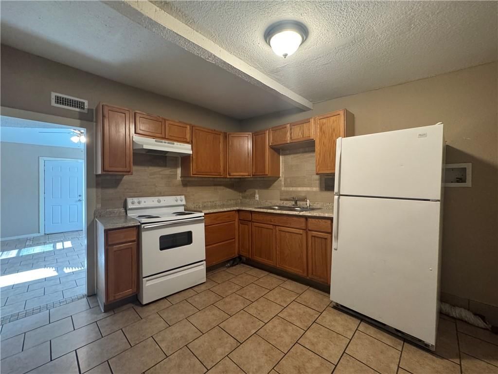 7430 Chestnut Avenue — photo 20