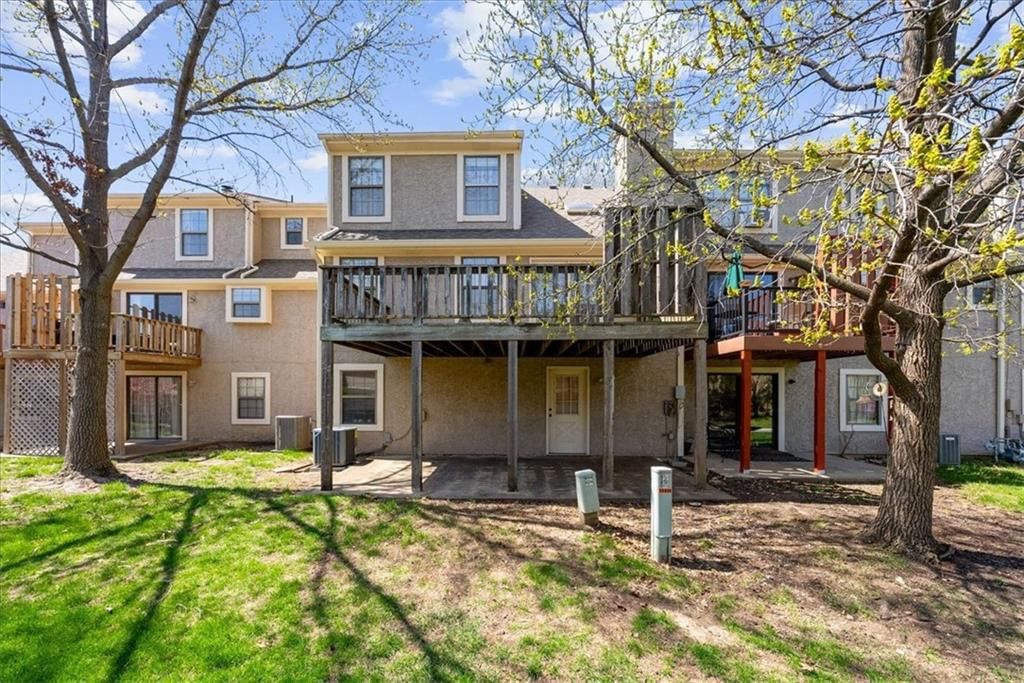 11508 W 113th Street — photo 26