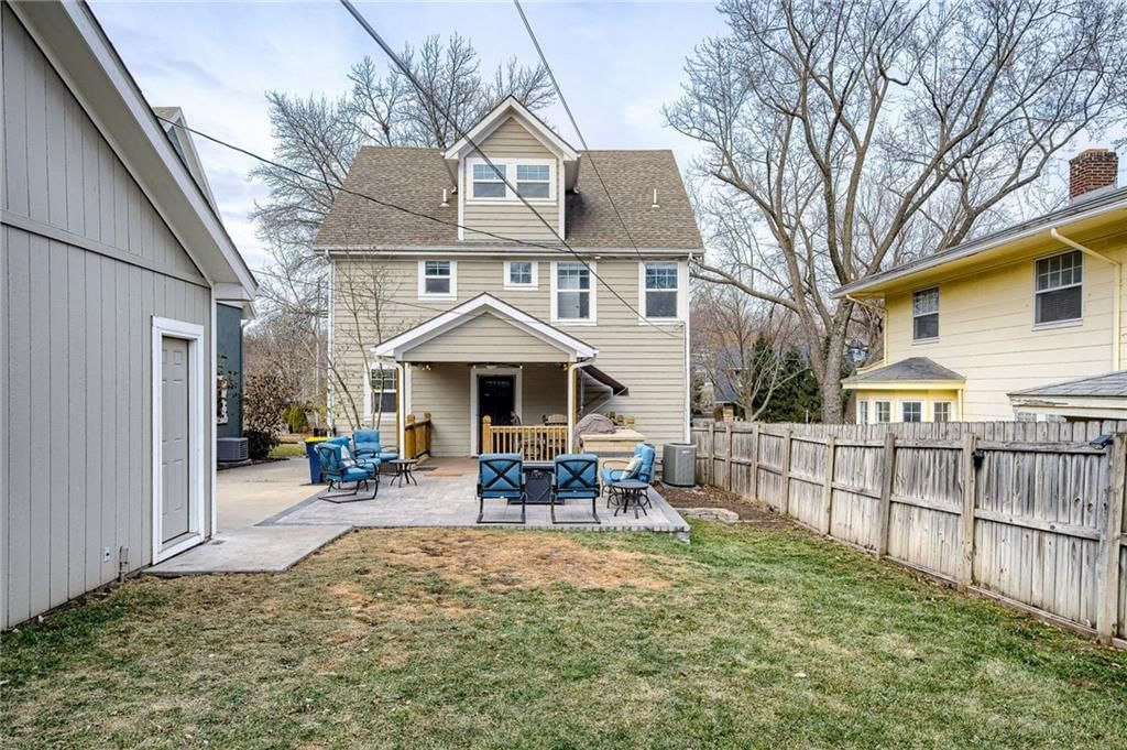 5925 Brookside Boulevard — photo 32
