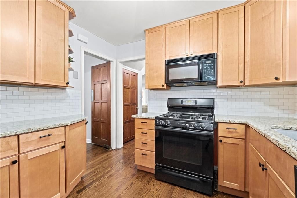 5152 Birch Street — photo 11