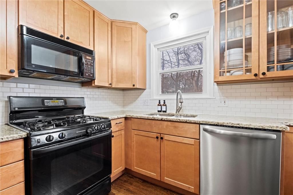 5152 Birch Street — photo 12