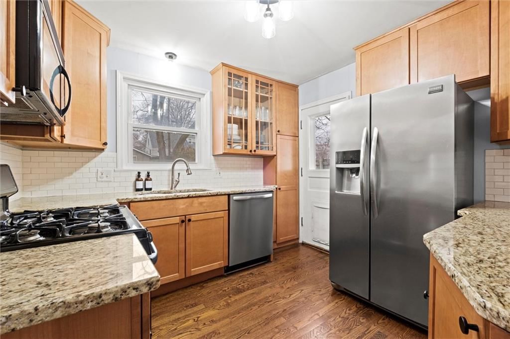 5152 Birch Street — photo 9