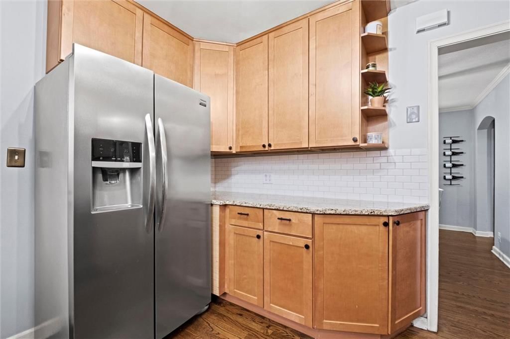 5152 Birch Street — photo 10