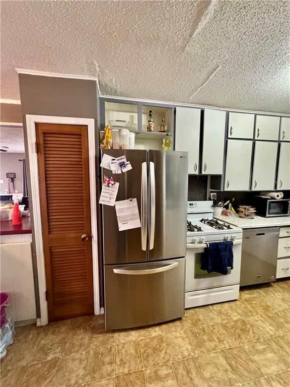 3107 Rosewood Avenue — photo 16