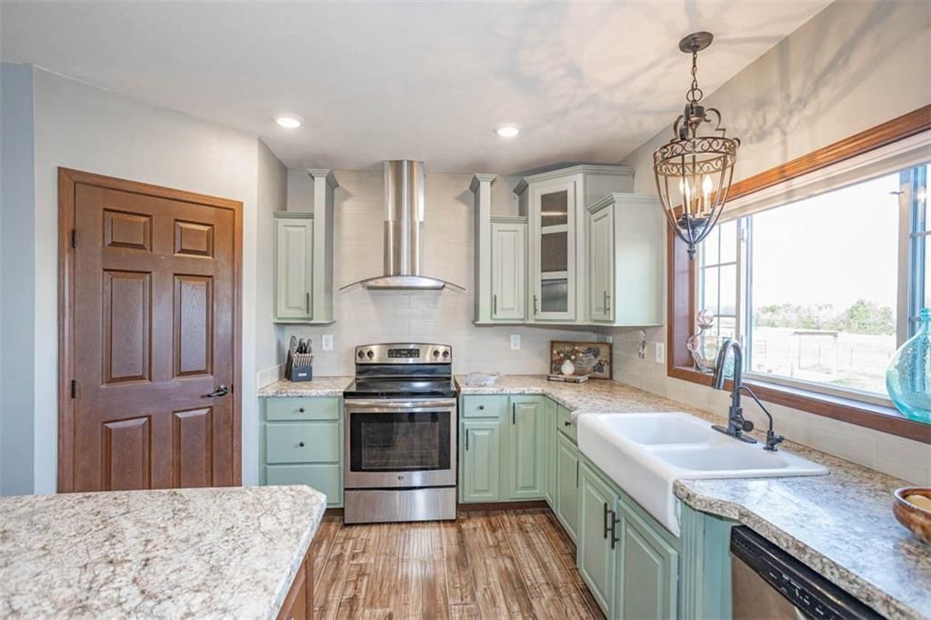 34387 Cedar Niles Road — photo 10