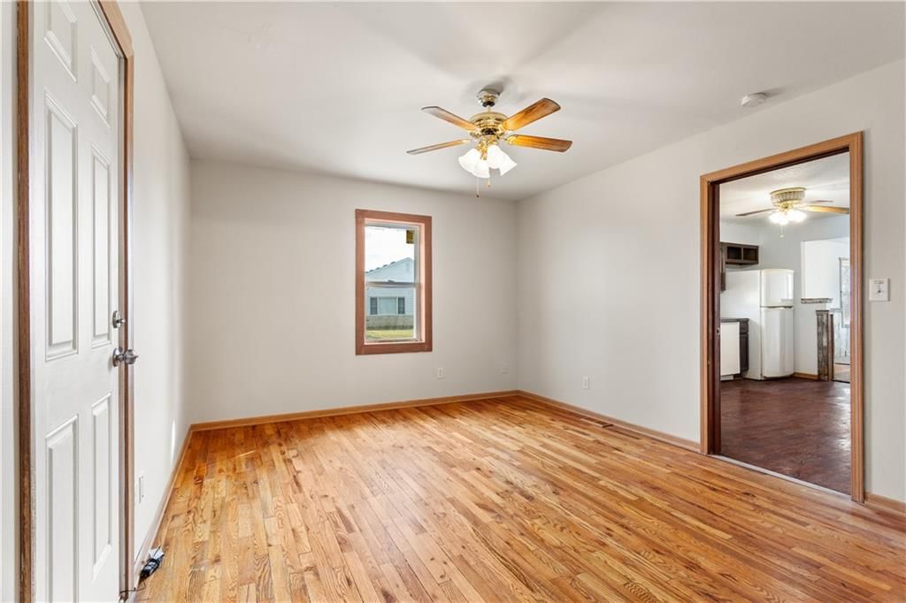 200 N Crittendon Street — photo 20
