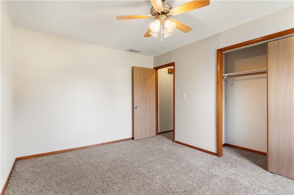 200 N Crittendon Street — photo 27