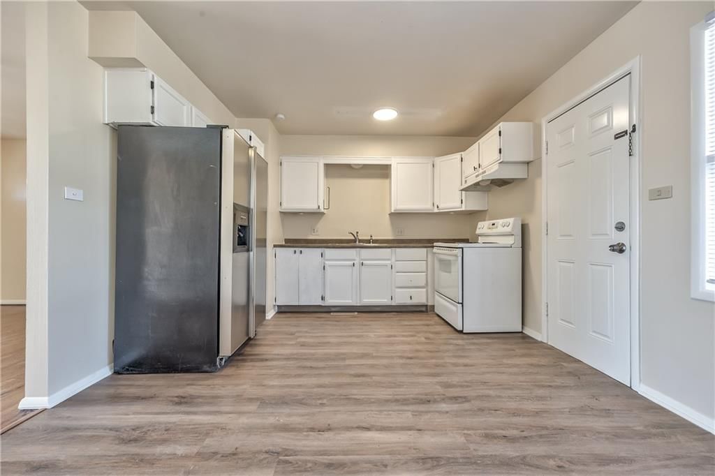 7700 E 112th Street — photo 5