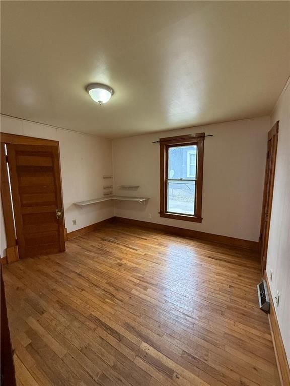 109 S Constitution Street — photo 9