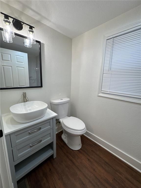 903 N High Street — photo 23